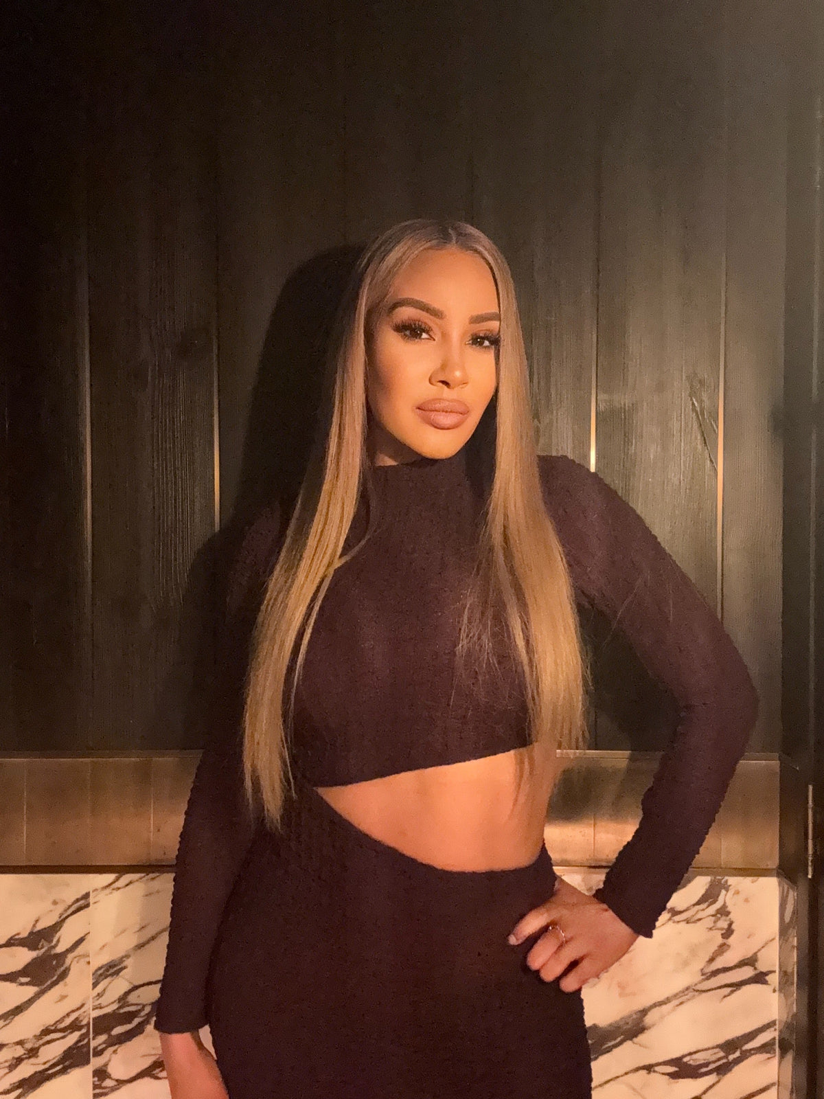 Sienna Hazell HD lace frontal human hair wig | dark blonde with shadow root