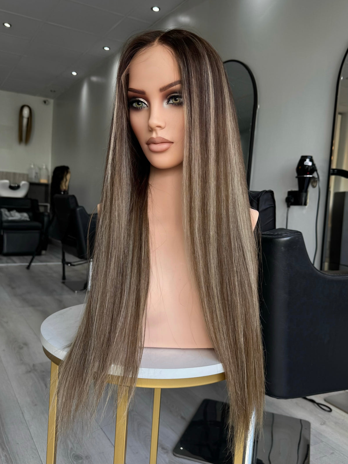 AMARA HD LACE FRONTAL HUMAN HAIR WIG | DARK BLONDE ROOT WITH BLONDE HIGHLIGHTS